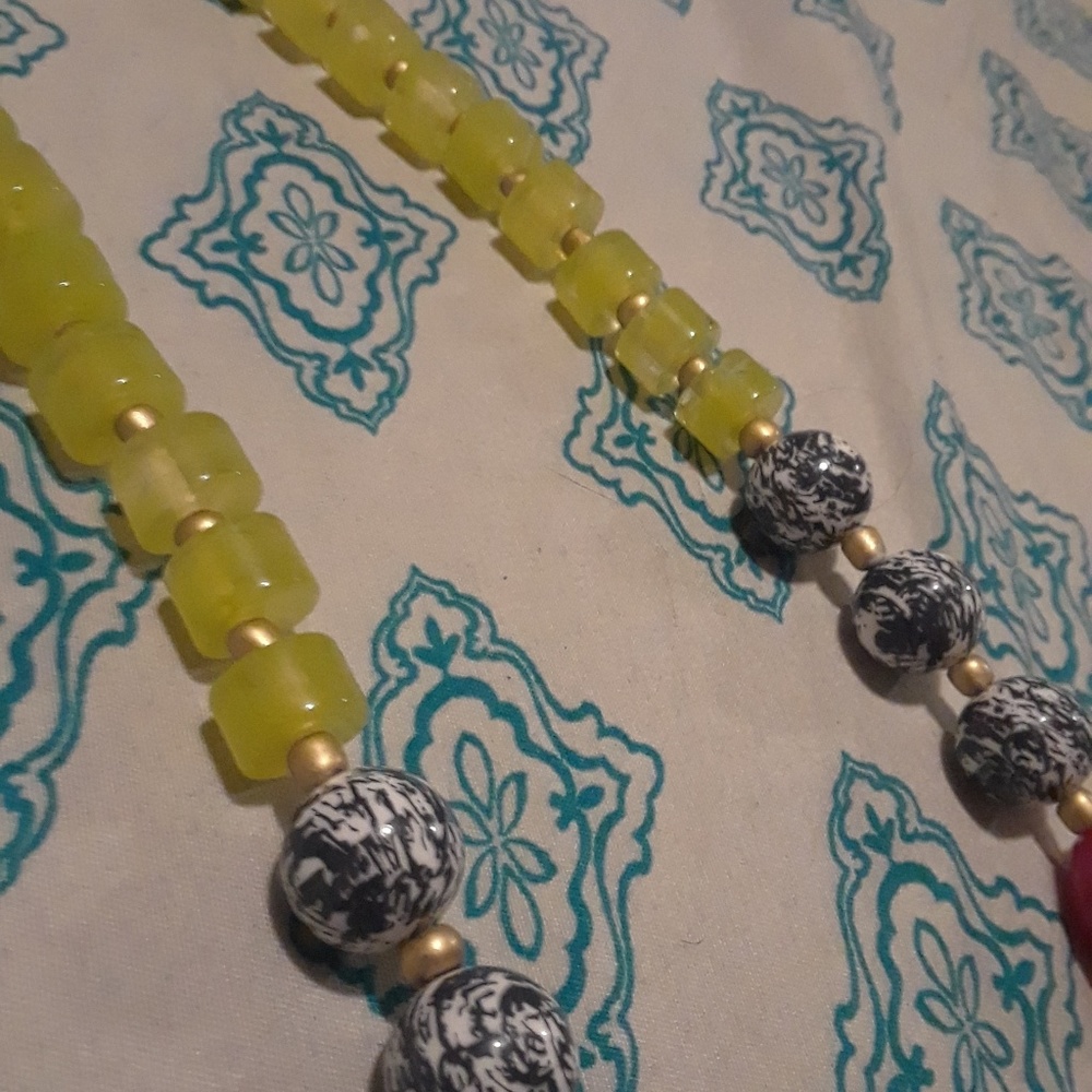 Necklace - Picture 3 of 3